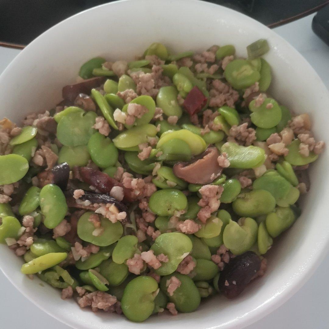 家常菜炒蚕豆