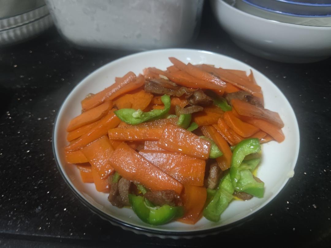 超下饭的胡萝卜炒肉