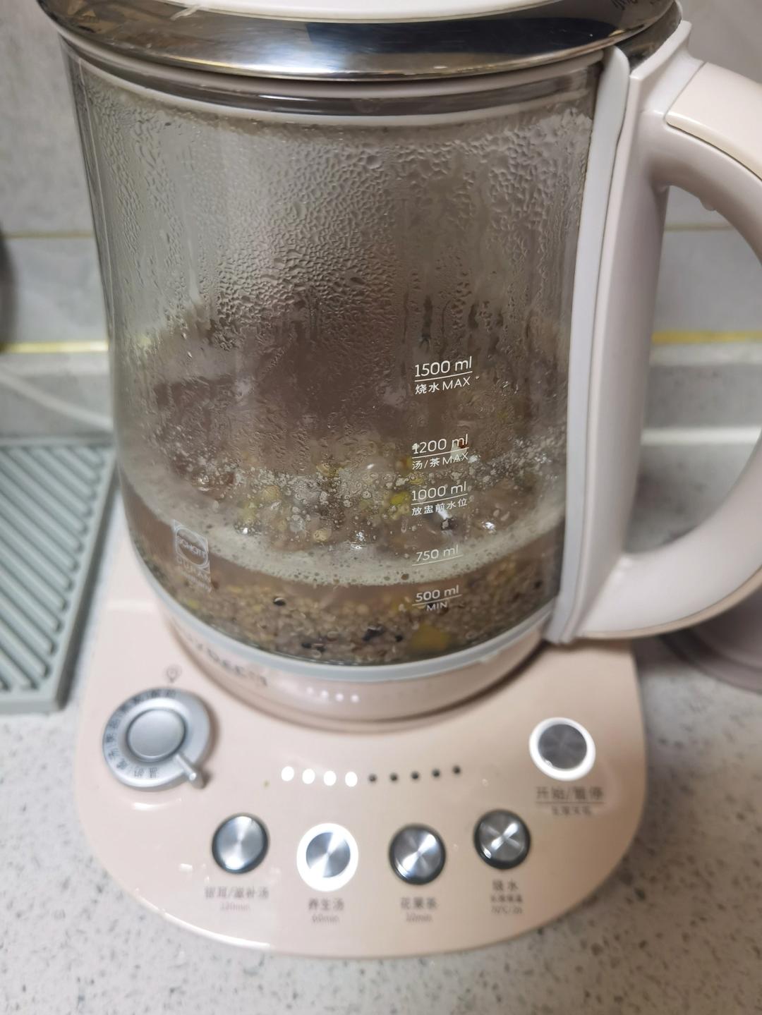 排骨马蹄薏仁汤【12月北鼎养生壶食谱】