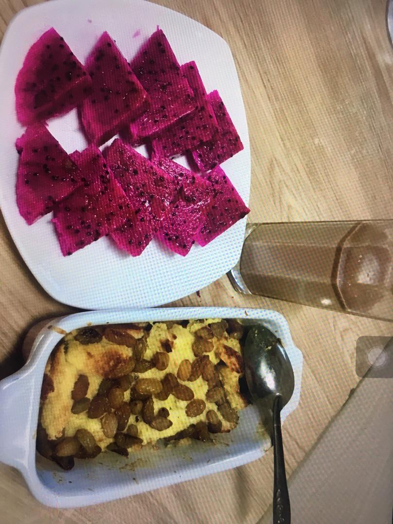 牛奶吐司鸡蛋布丁（失败吐司的归处）