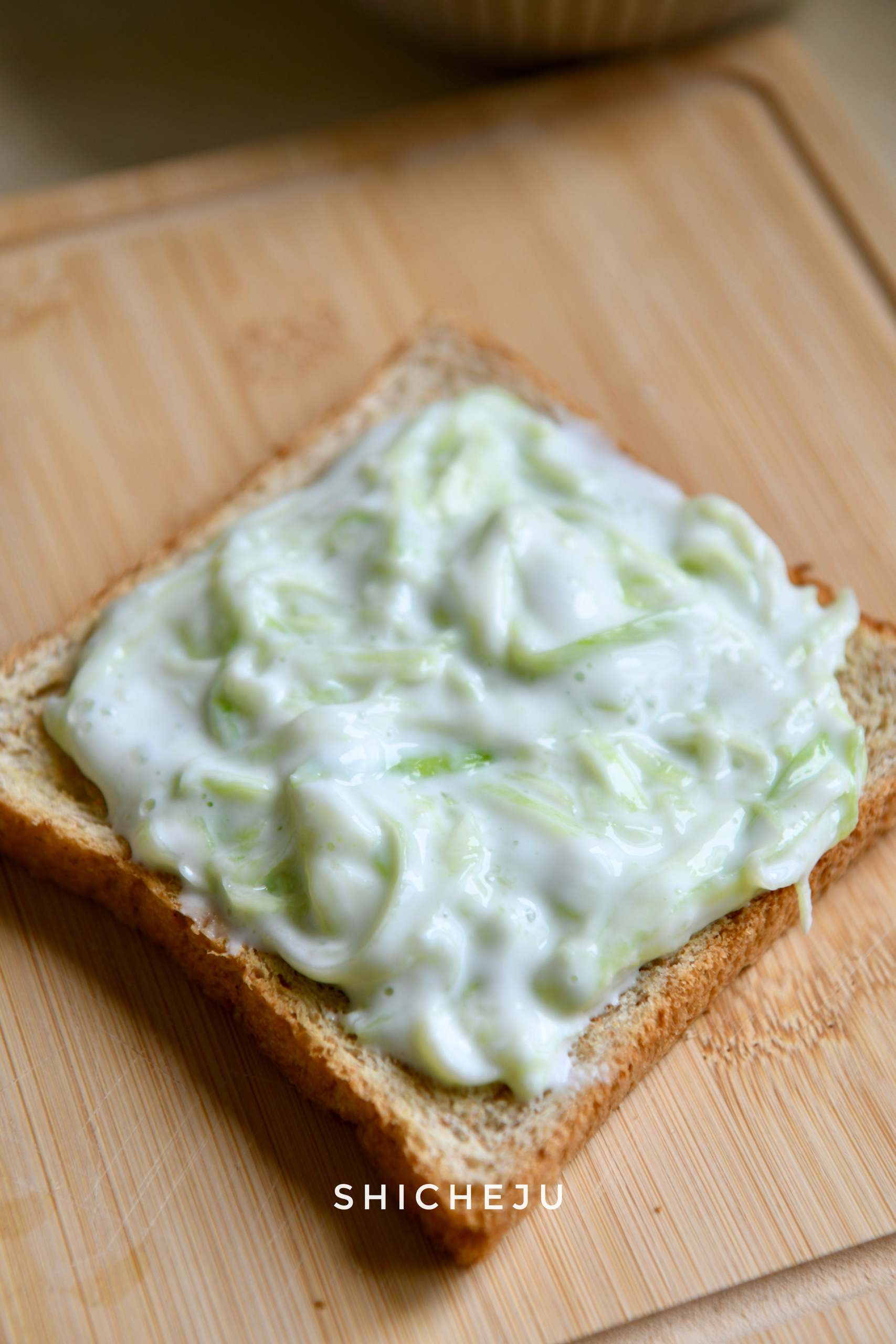 轻食健康减脂餐系列--青瓜酸奶滑蛋全麦三明治🥪的做法 步骤6