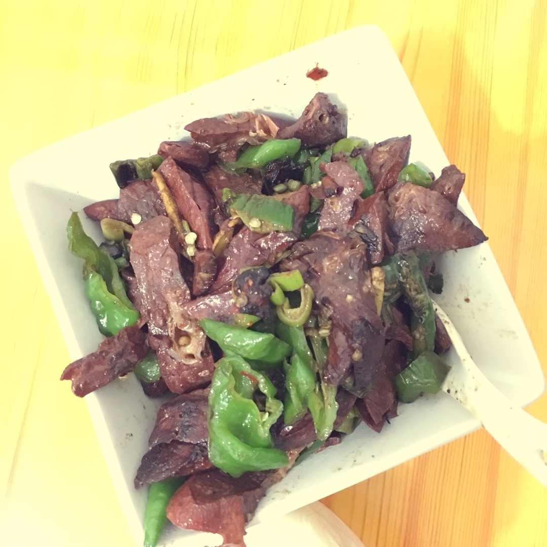 尖椒煸猪肺