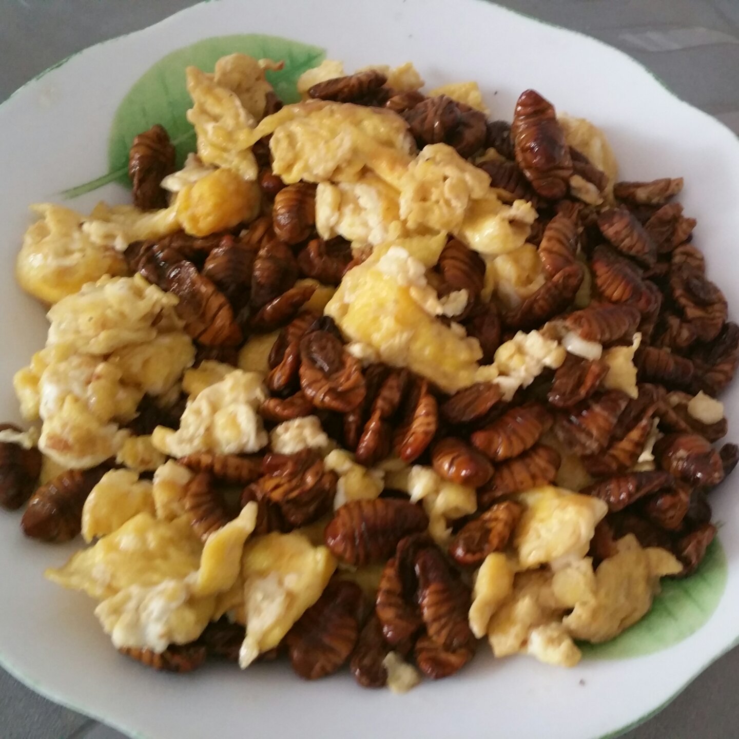 蚕蛹炒韭菜