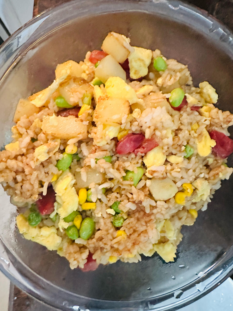 邻居抢着来我家吃土豆香肠炒饭，原来这么香！
