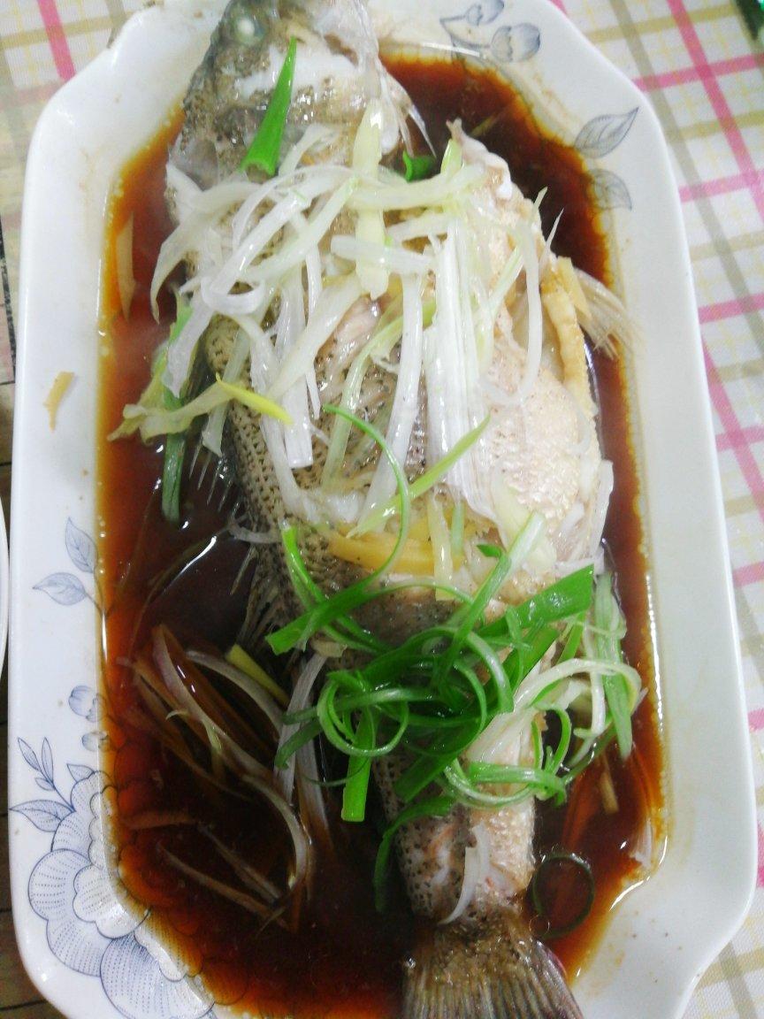 清蒸鲈鱼