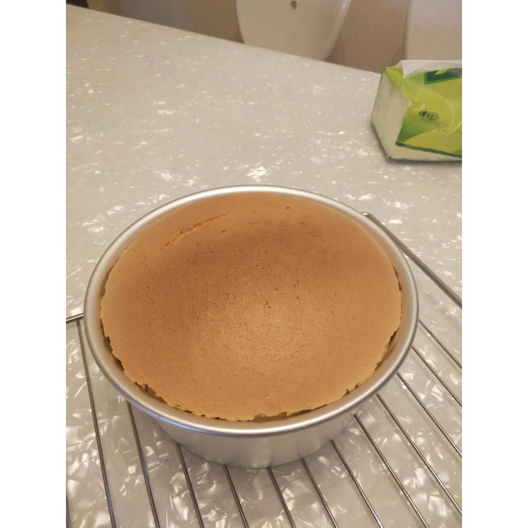 六寸戚风蛋糕