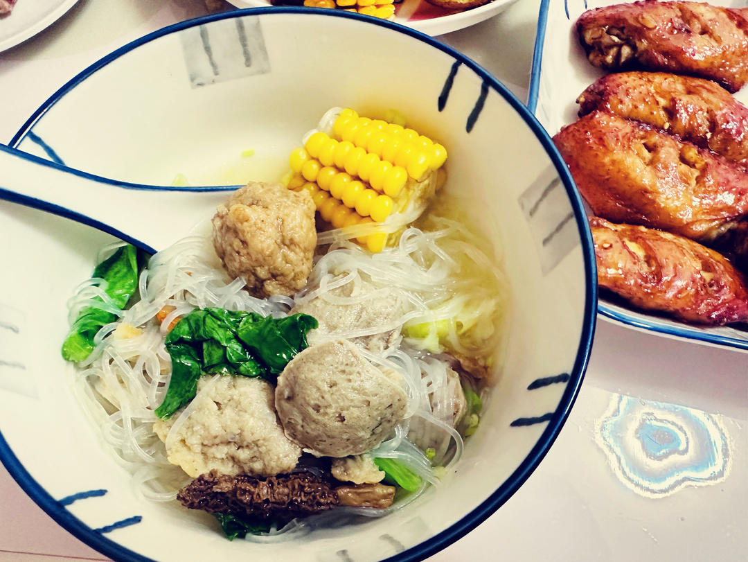 蒜香牛肉丸粉丝汤 l 多少次晚饭就为这一碗