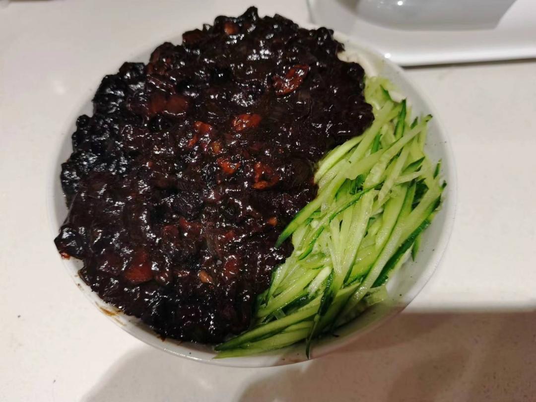 堂妈小厨——韩式炸酱面