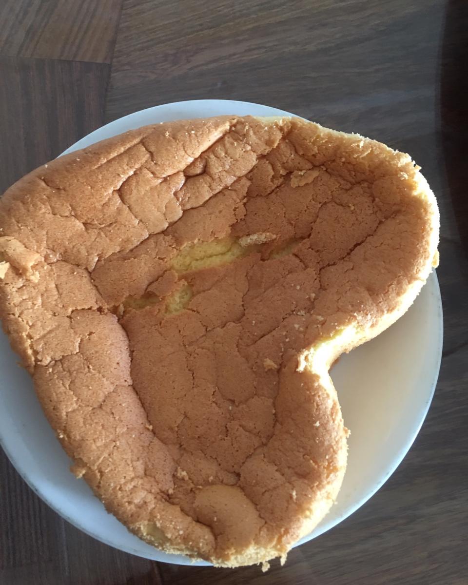 烤箱做蛋糕（戚风蛋糕的做法）