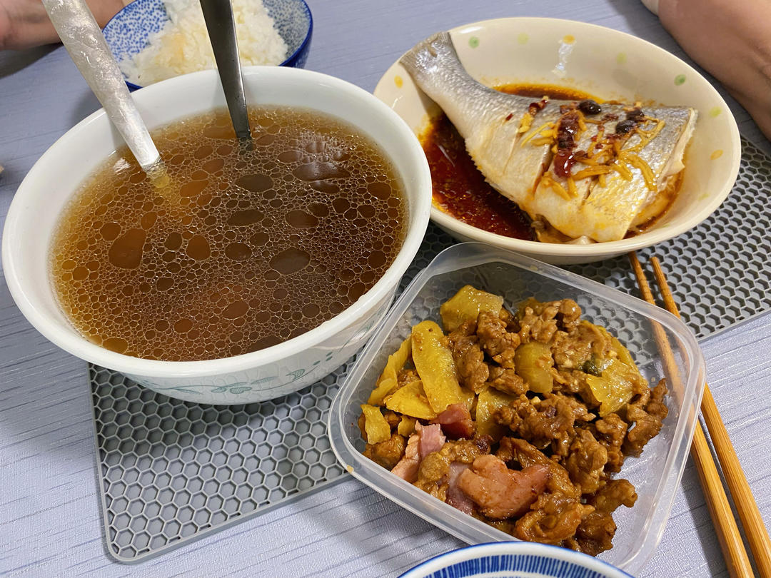酸菜炒牛肉