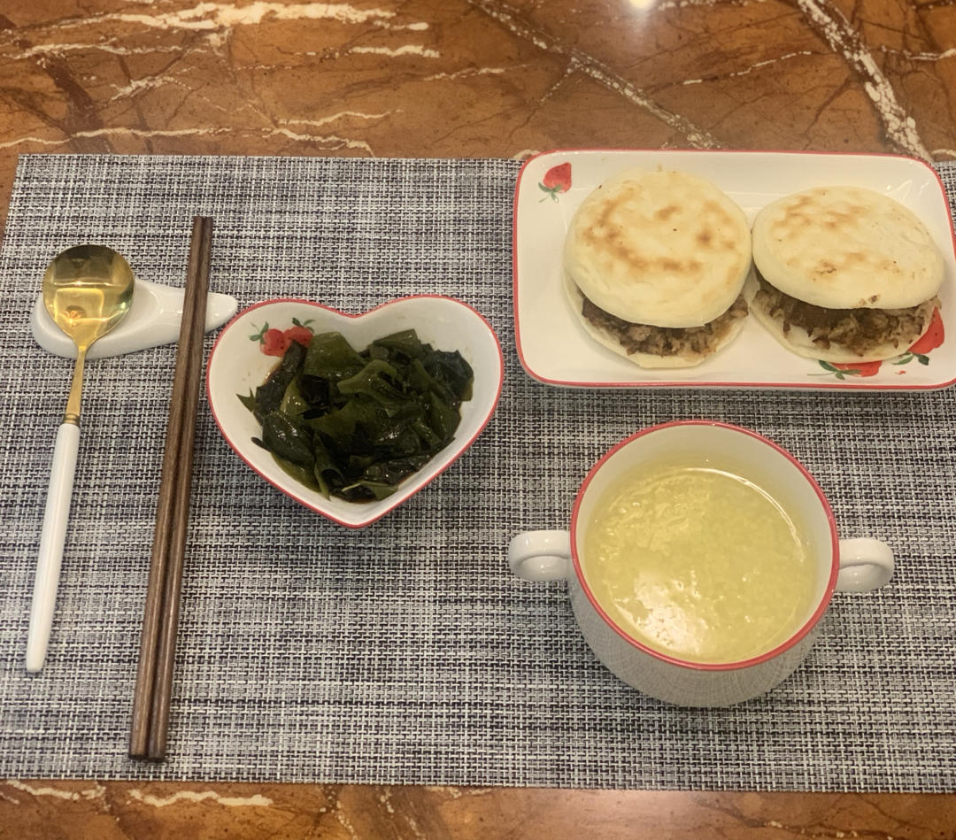 小学生日常早餐