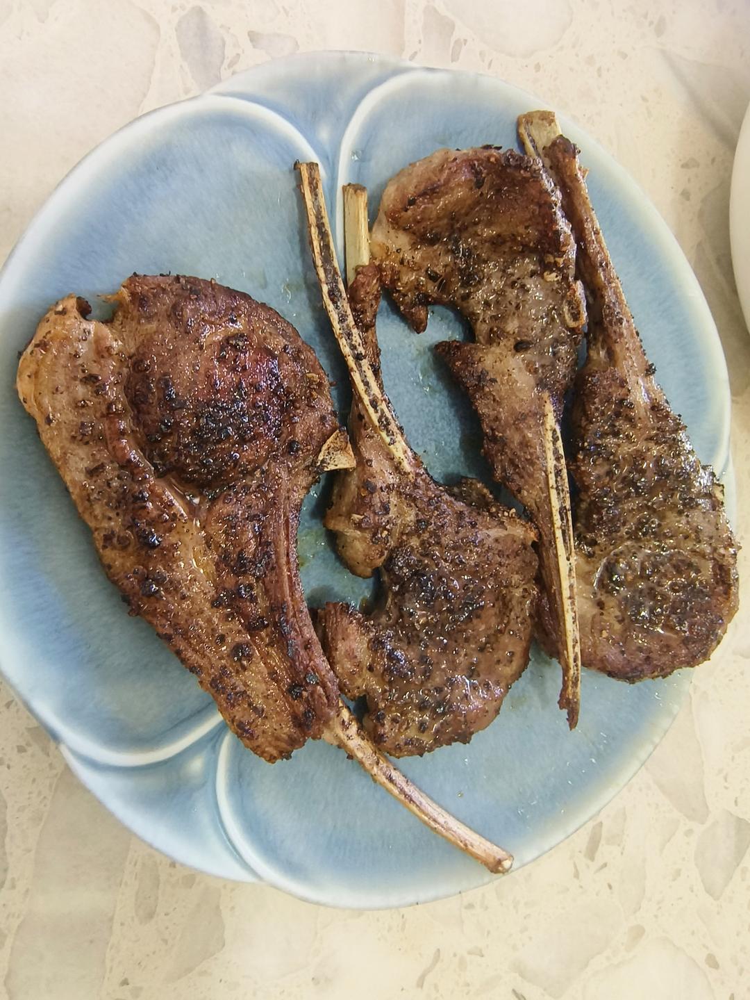 香嫩法式小羊排（油煎烤箱空气炸锅）