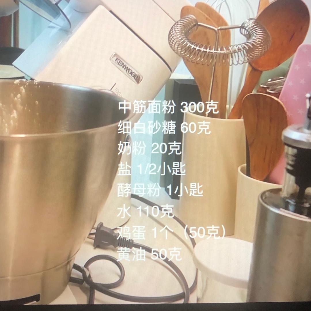 纯奶手撕吐司的做法 步骤1