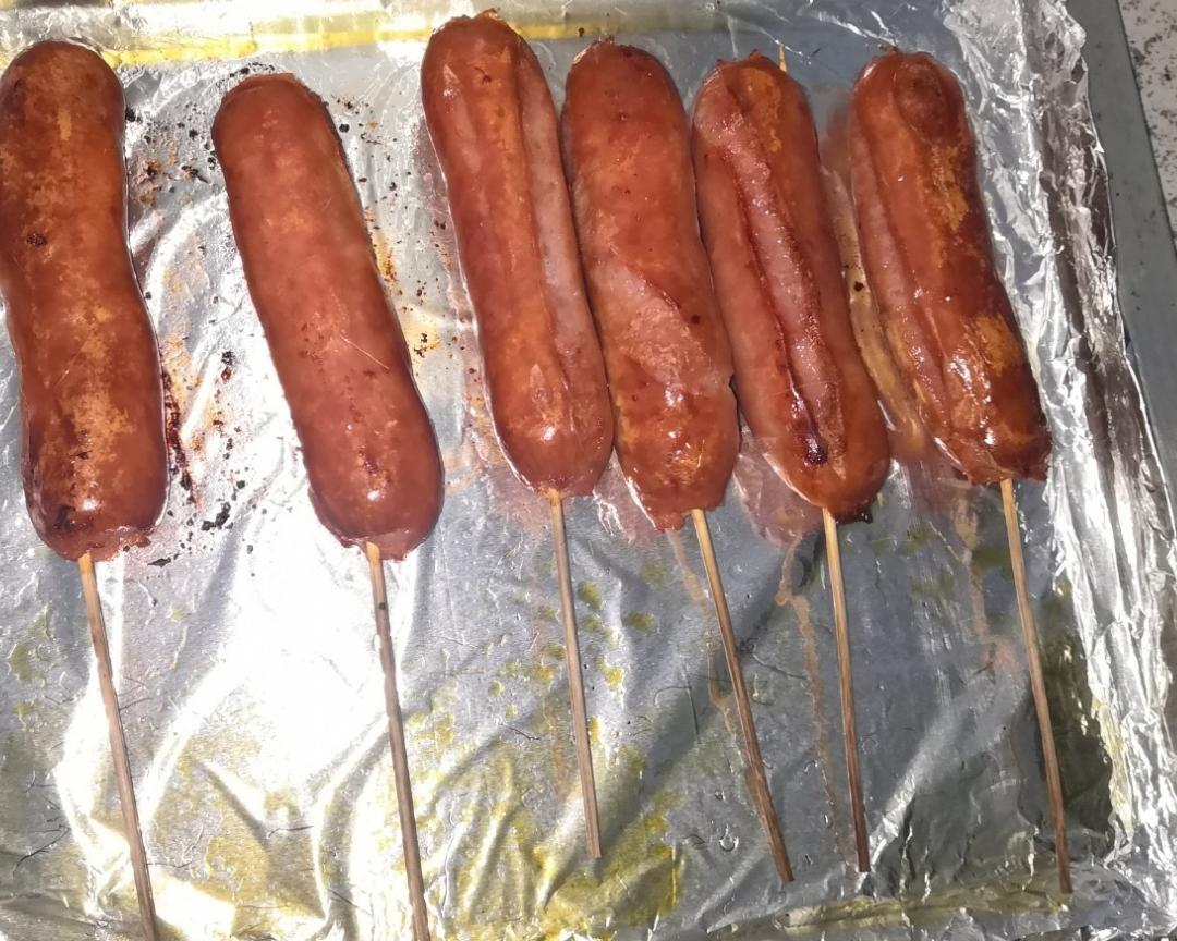 烤箱烤肉肠的做法