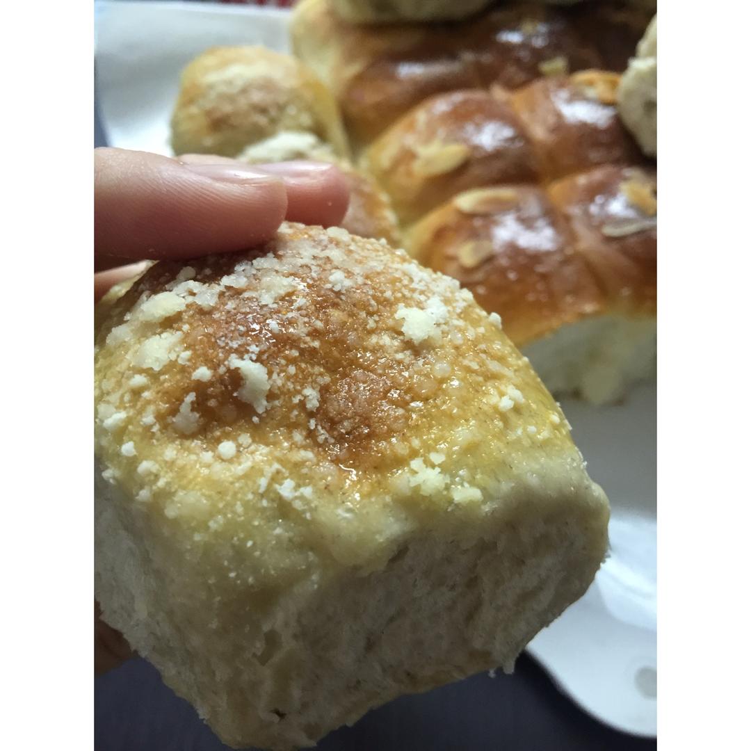 香甜松软的香蕉餐包