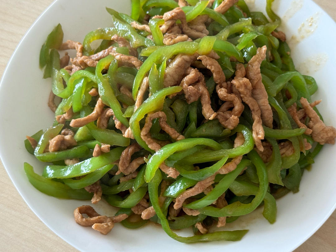 办公室尖椒炒肉丝