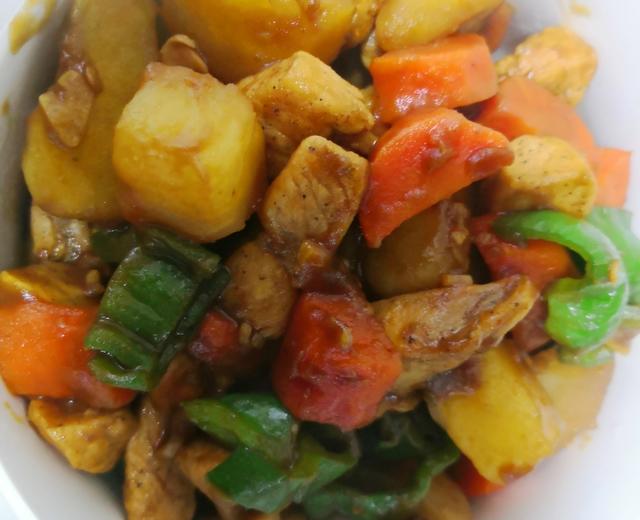 土豆胡萝卜炖鸡胸肉