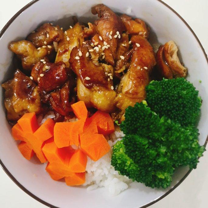 日式照烧鸡肉饭