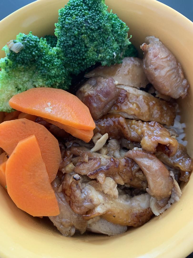照烧鸡腿饭