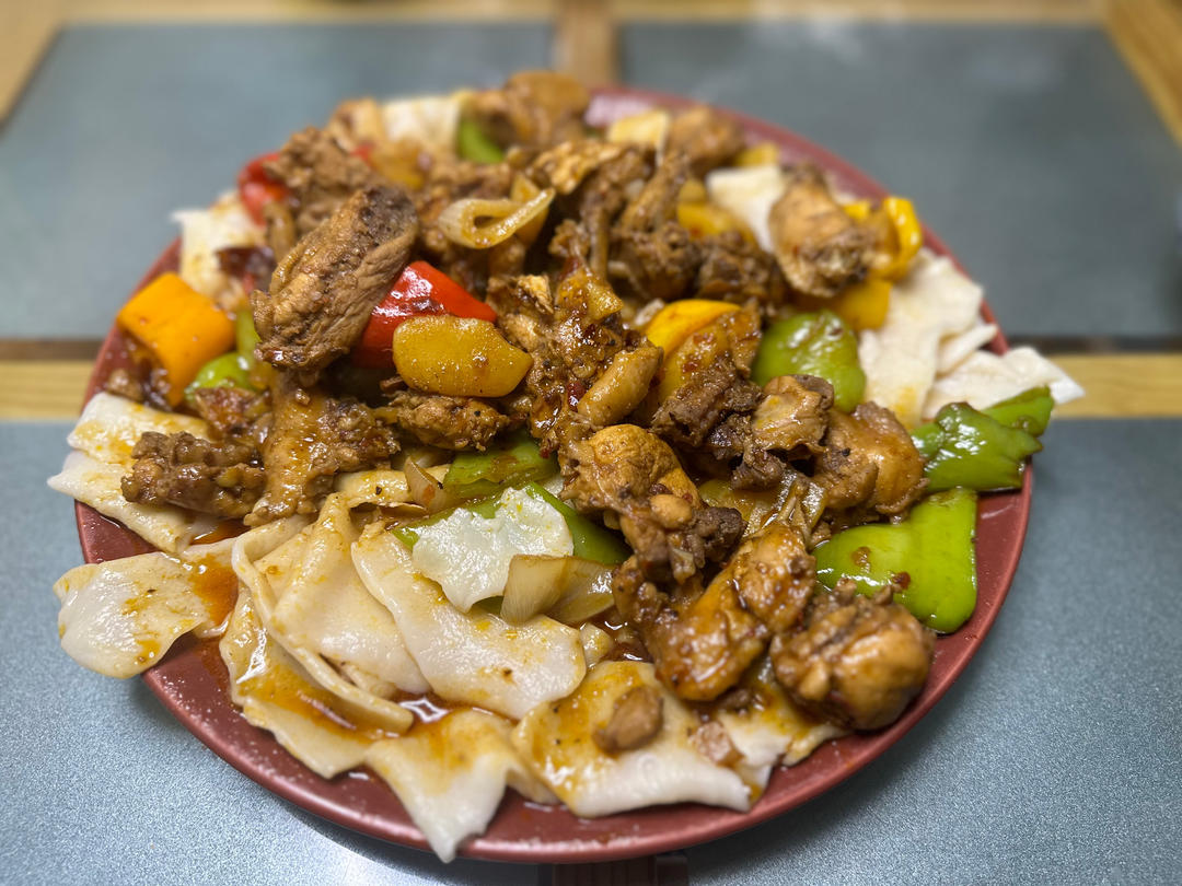 新疆特色大盘鸡（附加皮带面做法）