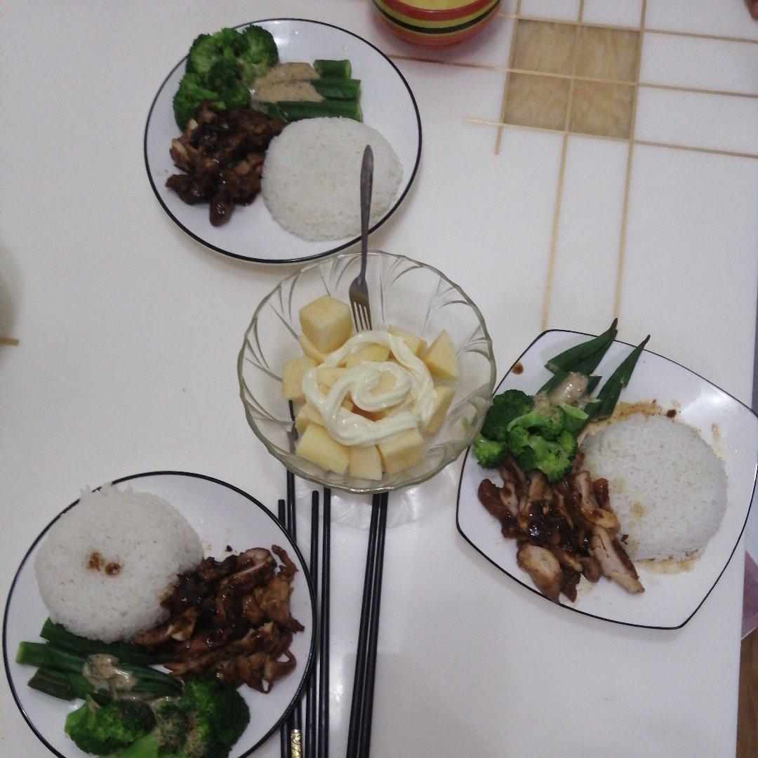 照烧鸡腿饭