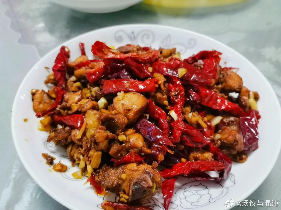 新疆柴窝堡辣子鸡（跟饭馆没差别）