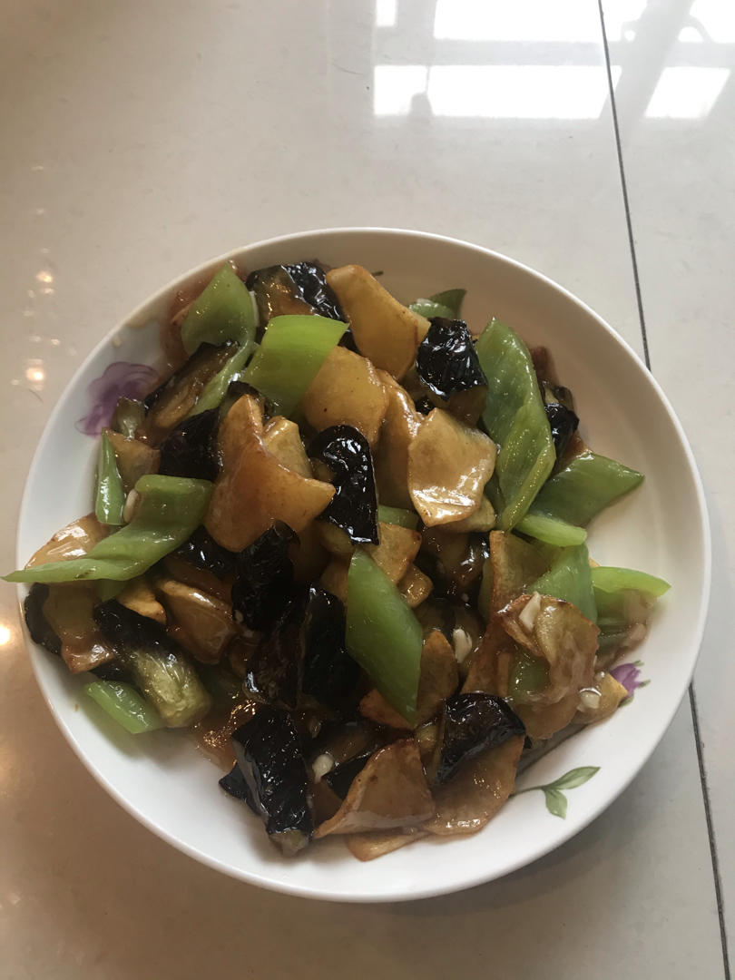 超级下饭的地三鲜