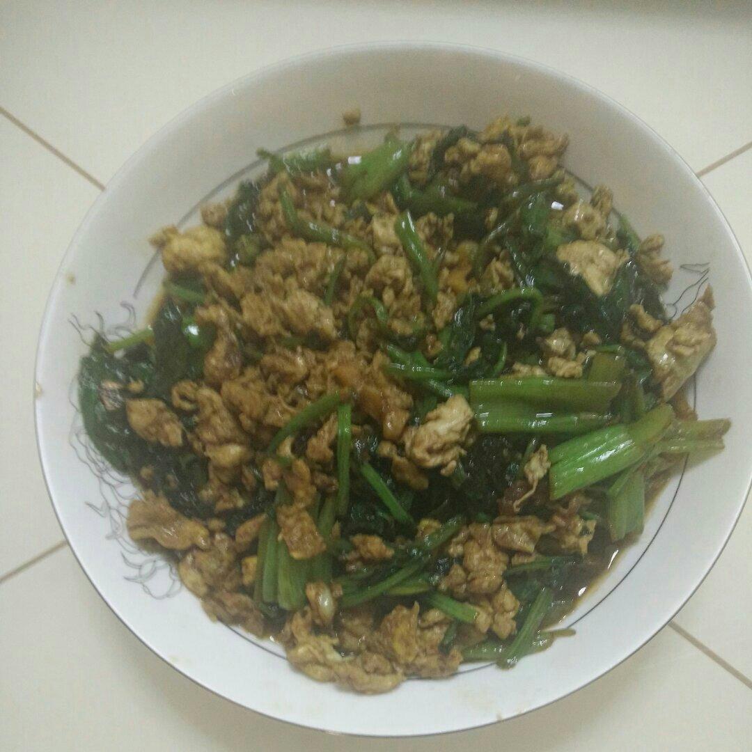 菠菜炒鸡蛋