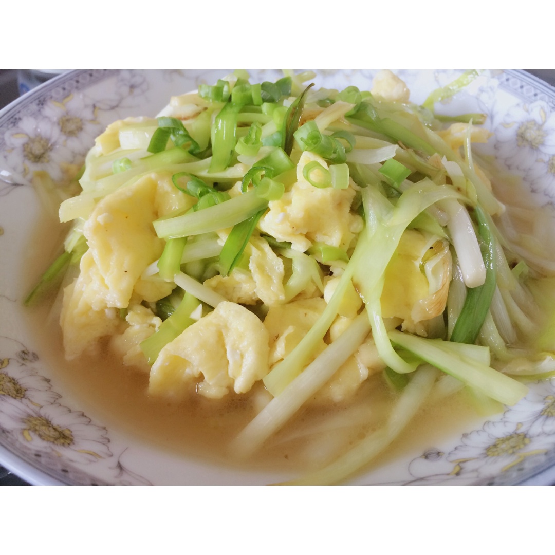 韭菜黄炒鸡蛋