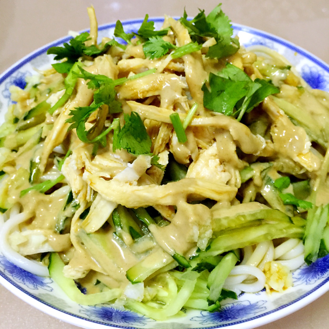 麻酱鸡丝凉面