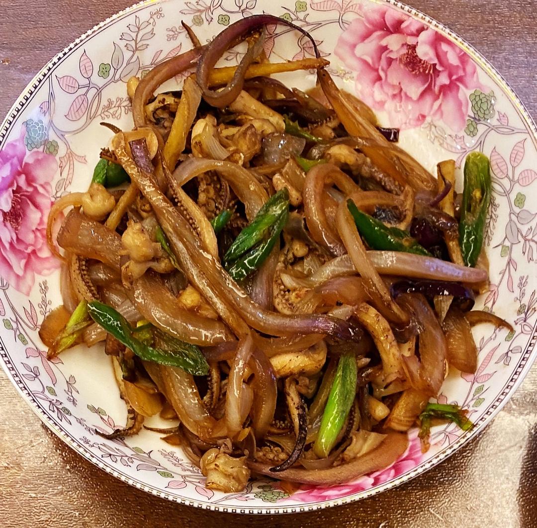 爆炒鱿鱼