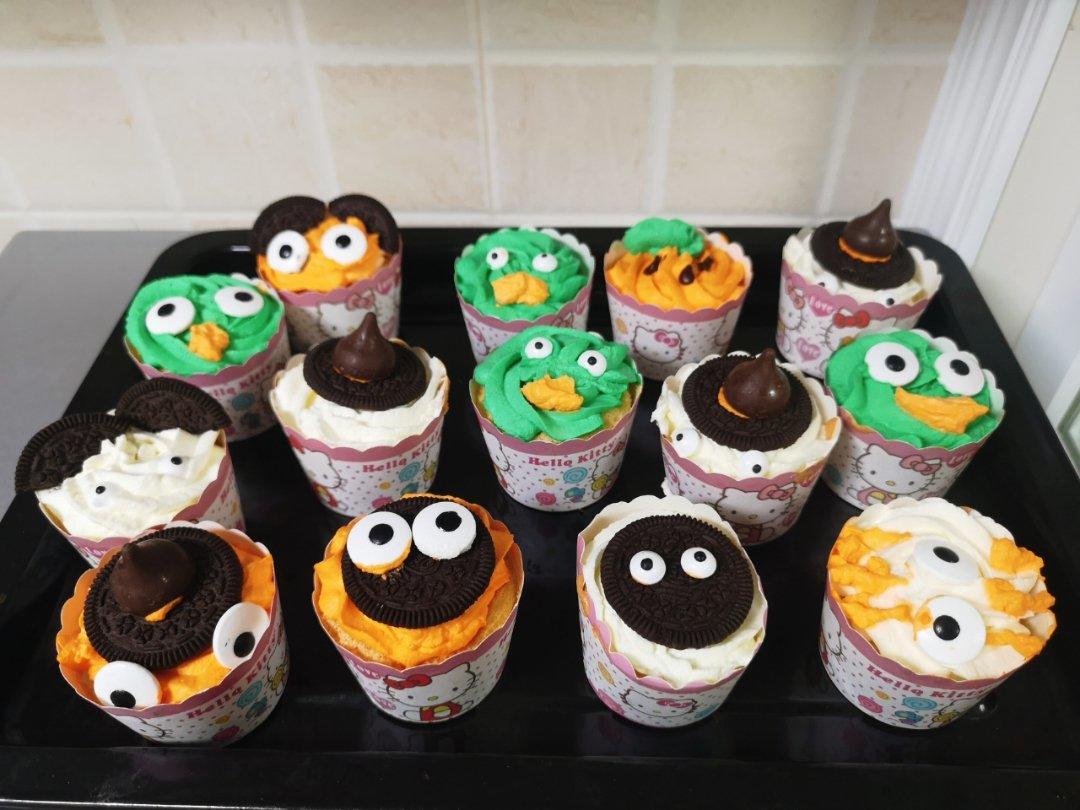 【万圣节】戴巫师帽的南瓜纸杯蛋糕