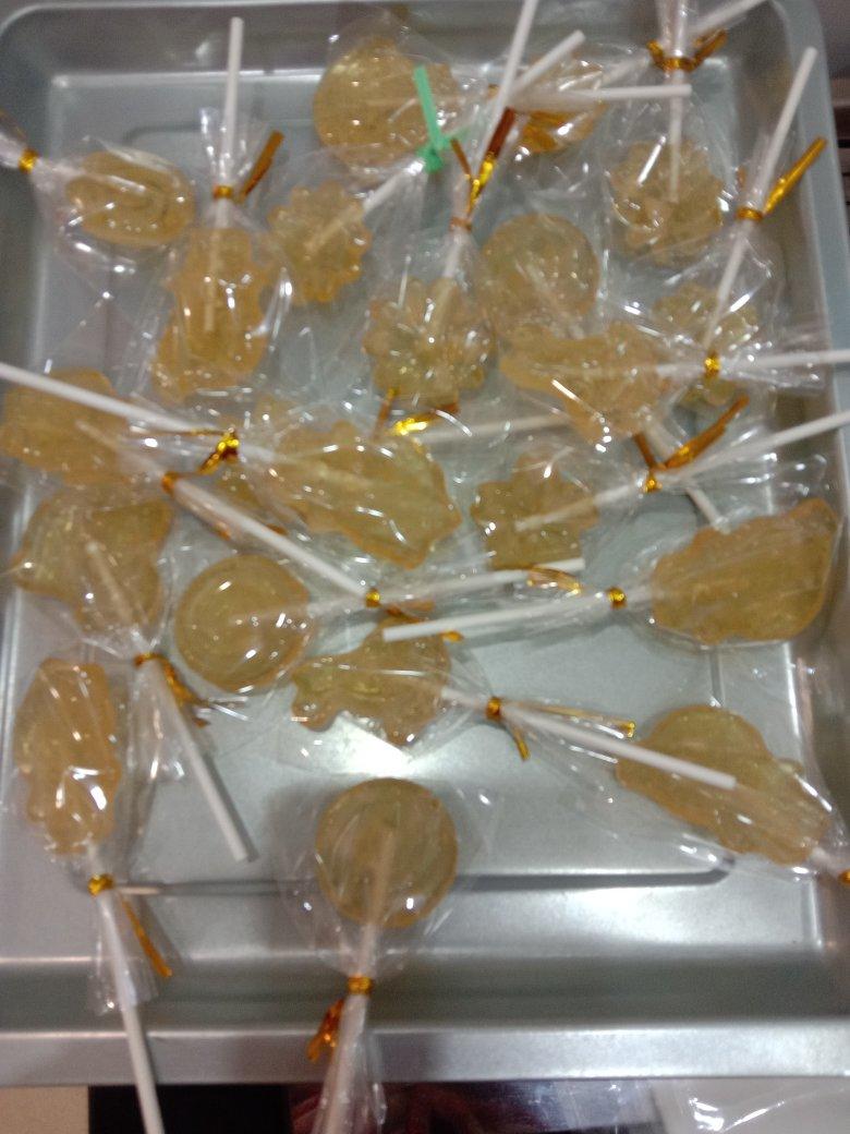 晶莹剔透棒棒糖