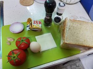烤番茄糖心鸡蛋配面包的做法 步骤1
