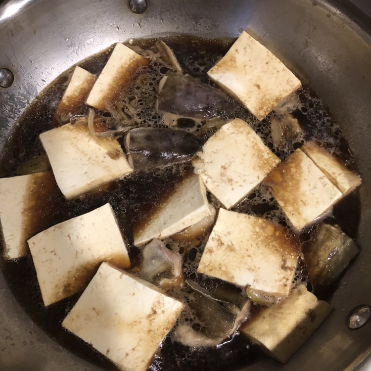 鲶鱼炖豆腐的做法 步骤5