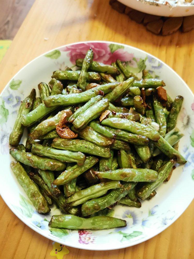 非常简单美味的家常菜～干煸四季豆