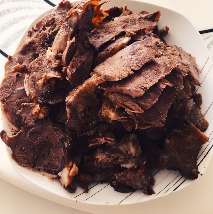 卤牛肉