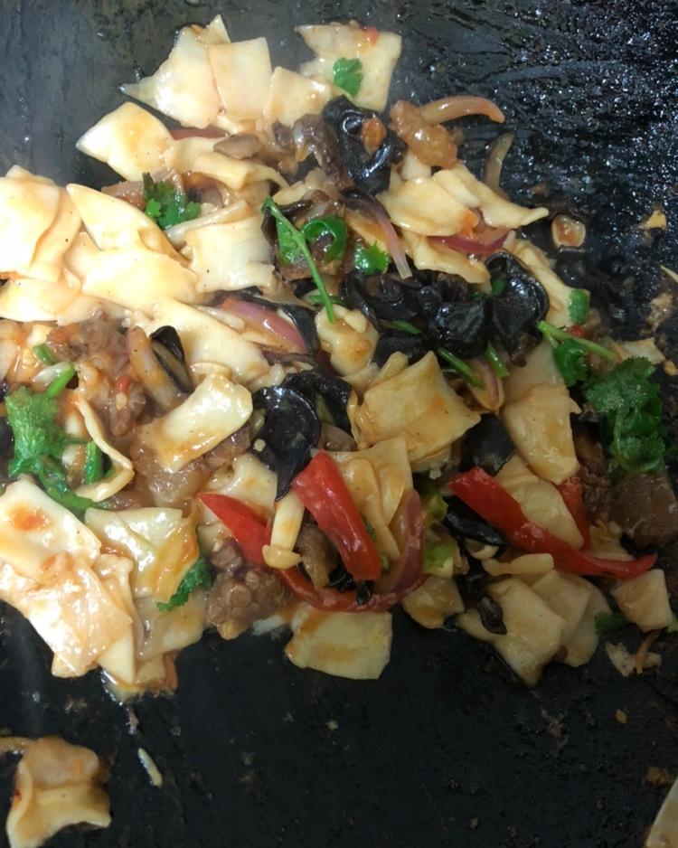 新疆炒面片（丰富配菜！）