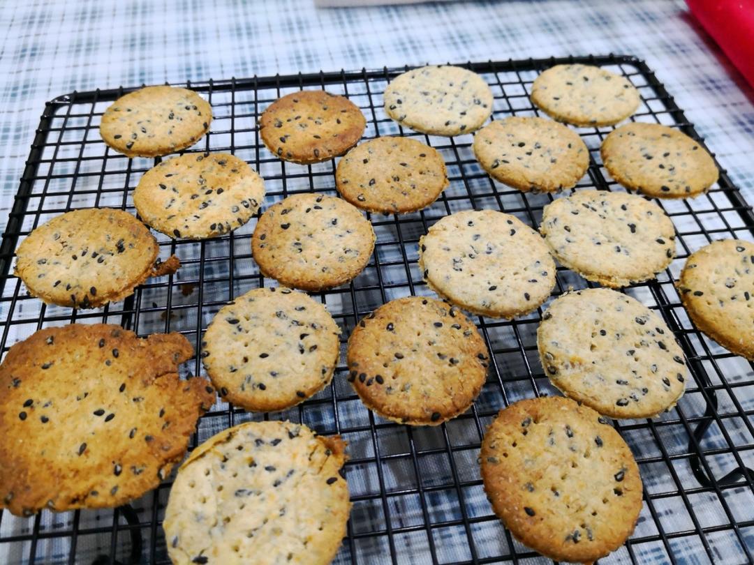 芝麻全麦苏打饼干（勾氏私房菜）