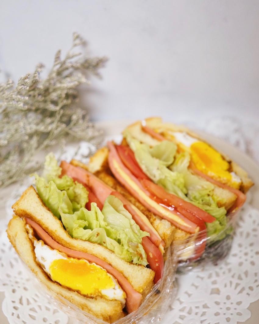 如何做超厚的沼三明治~详细tip！牛油果鸡蛋午餐肉三明治~