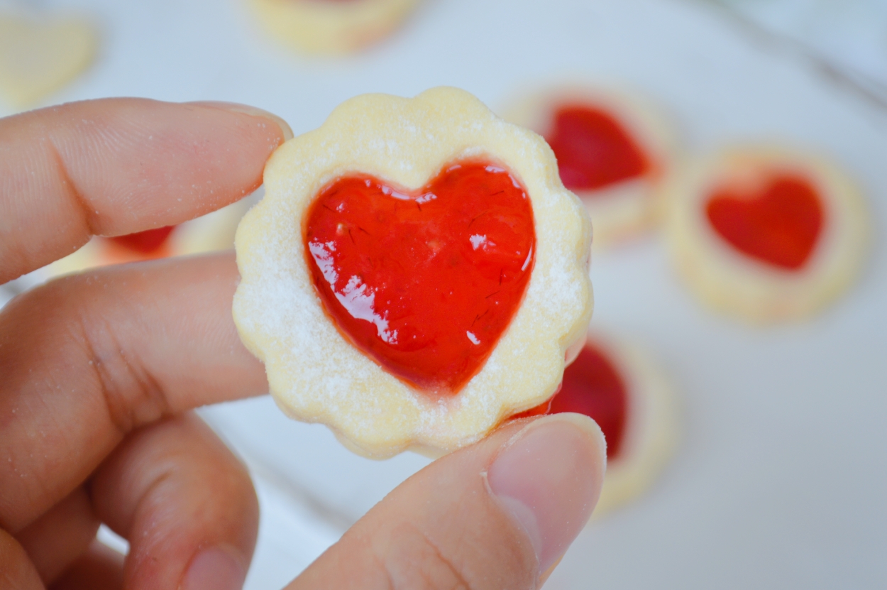 情人节适合吃的饼干‼️草莓果酱夹心饼干‼️超好吃的做法 步骤7