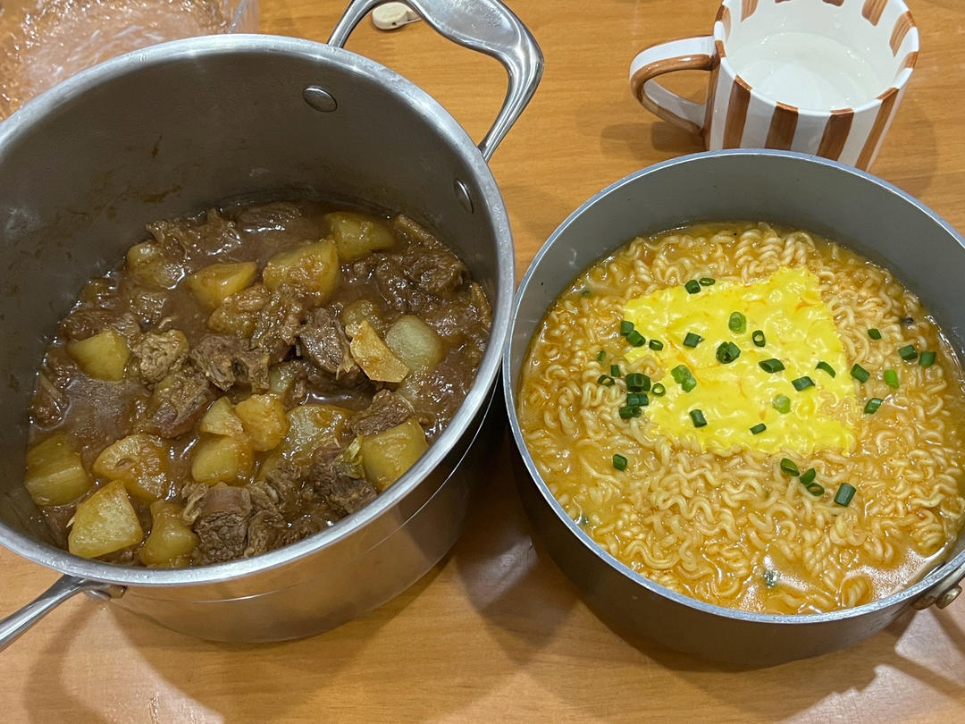 萝卜焖牛腩 （好吃得可以摆摊了）