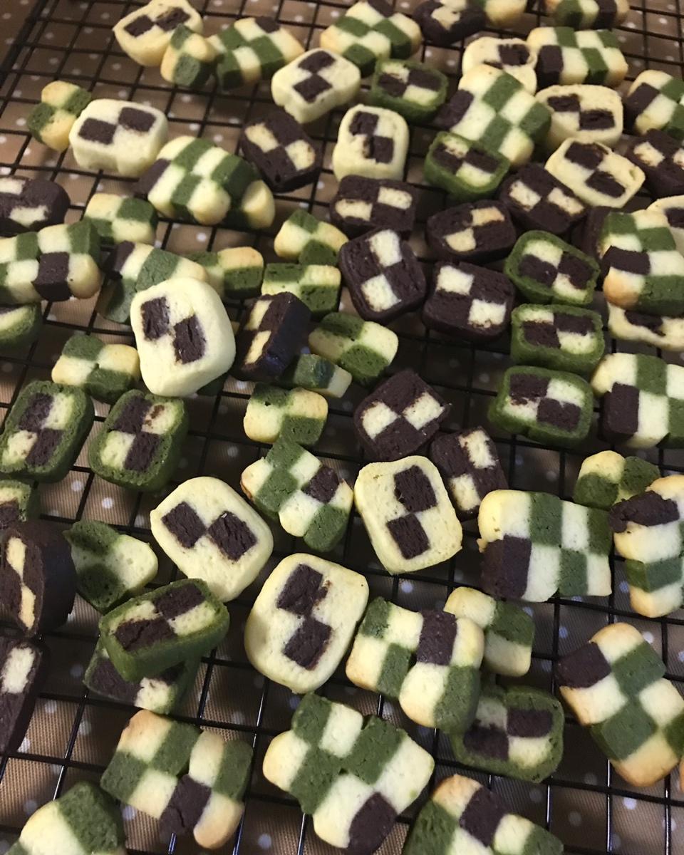 棋盘格小饼干