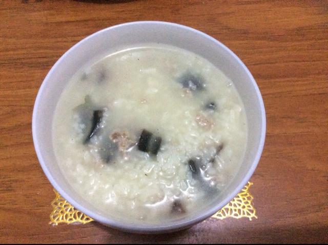 皮蛋瘦肉粥