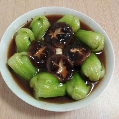 手机用户7703oacb做的多一点步骤家常菜更加有滋味丨香菇油菜圆满素食