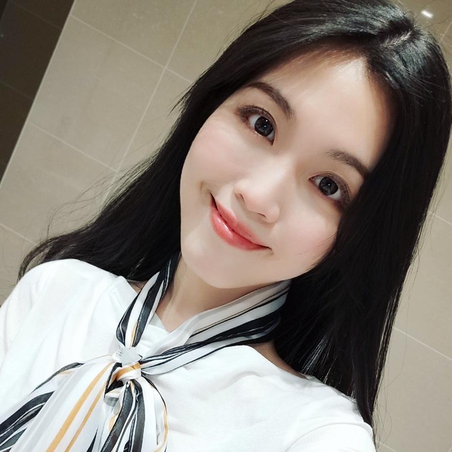 Fifi_Pong