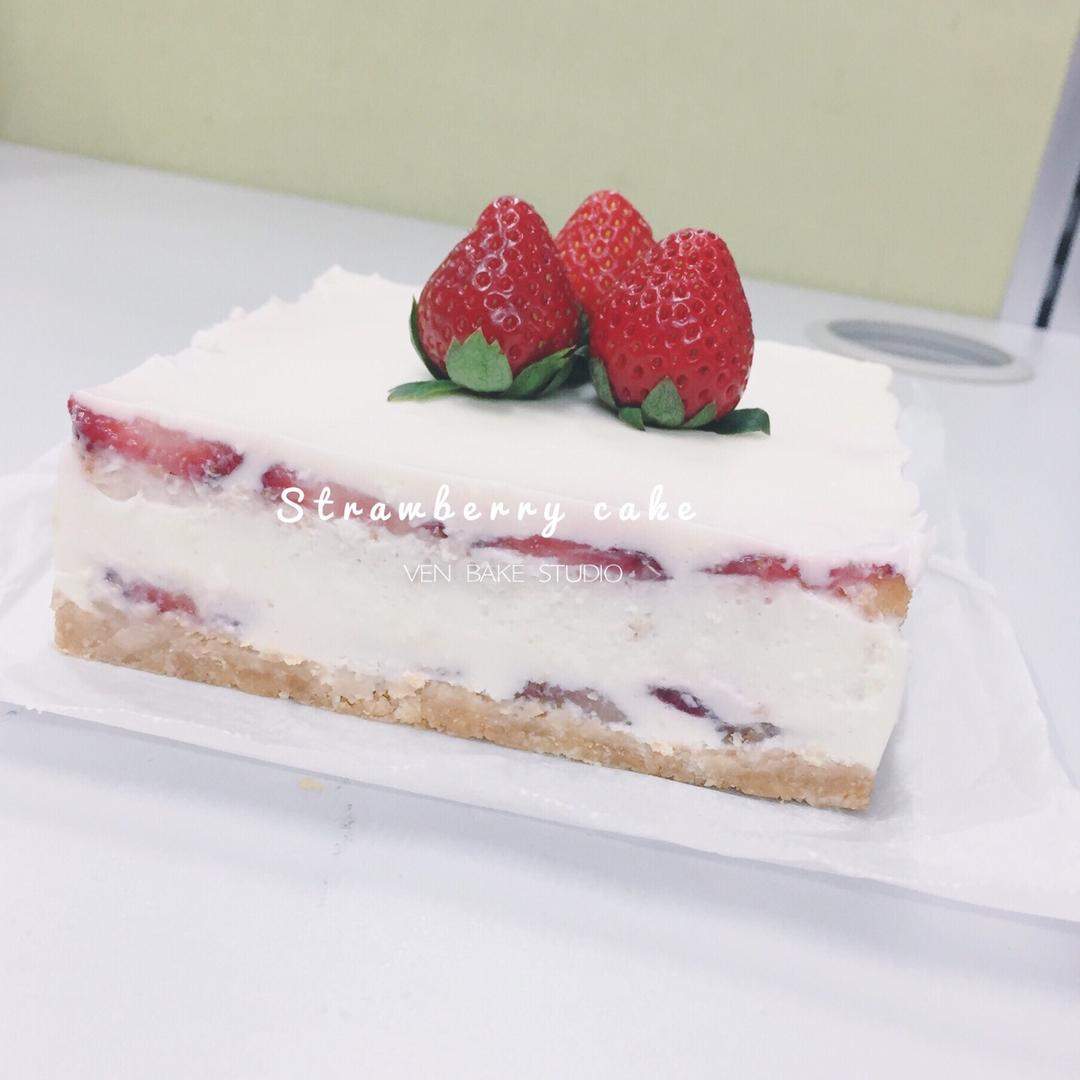 草莓芝士夾心蛋糕