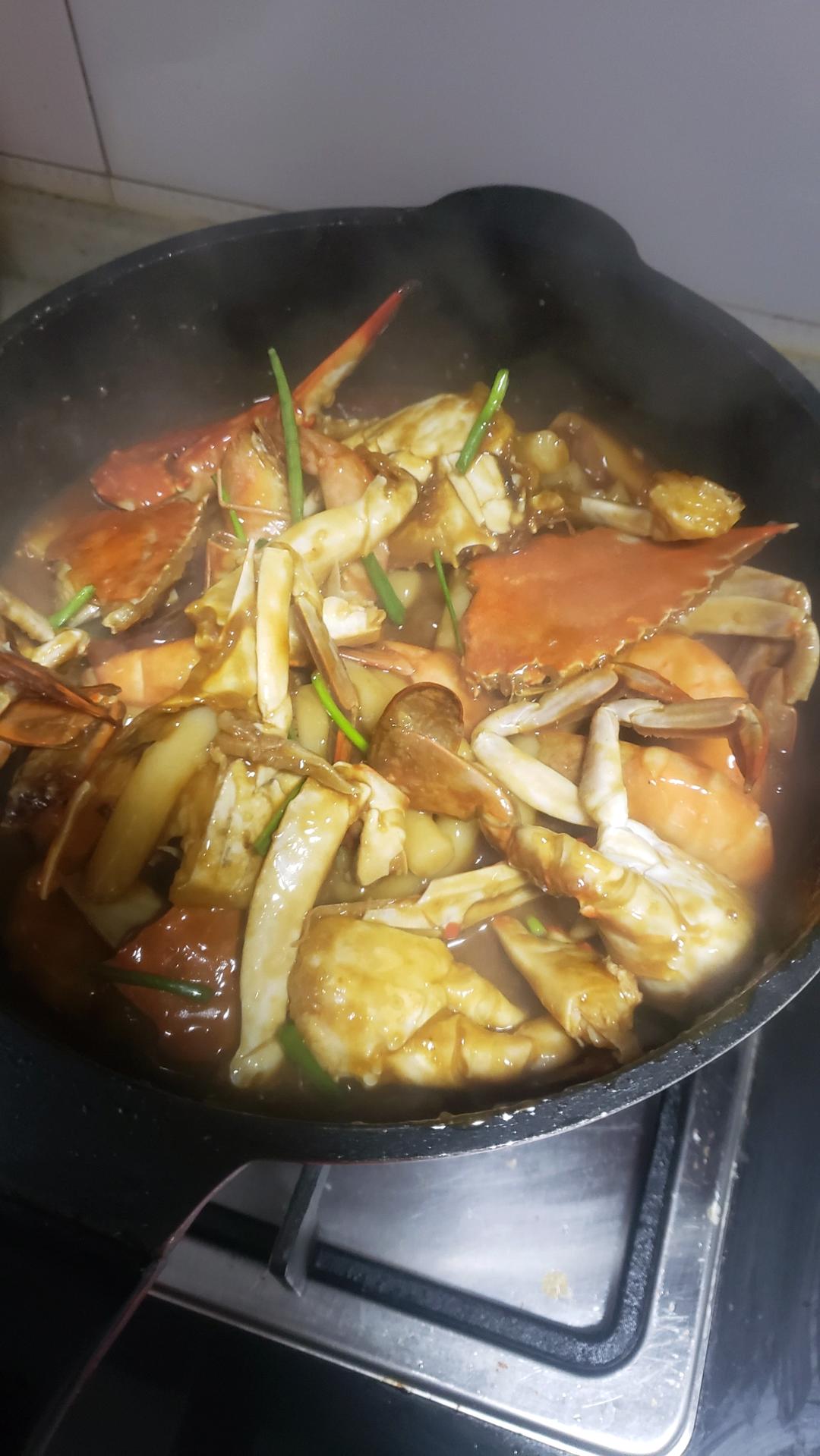 梭子蟹炒年糕～标准的江浙菜