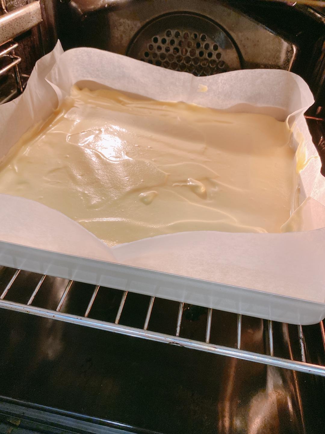 草莓🍓瑞士卷的做法 步骤14