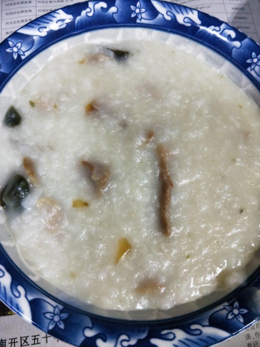 皮蛋瘦肉粥